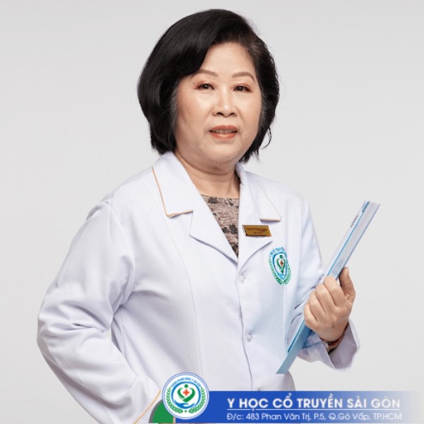 bác sĩ chính của phòng khám Nguyễn Thùy Ngoan